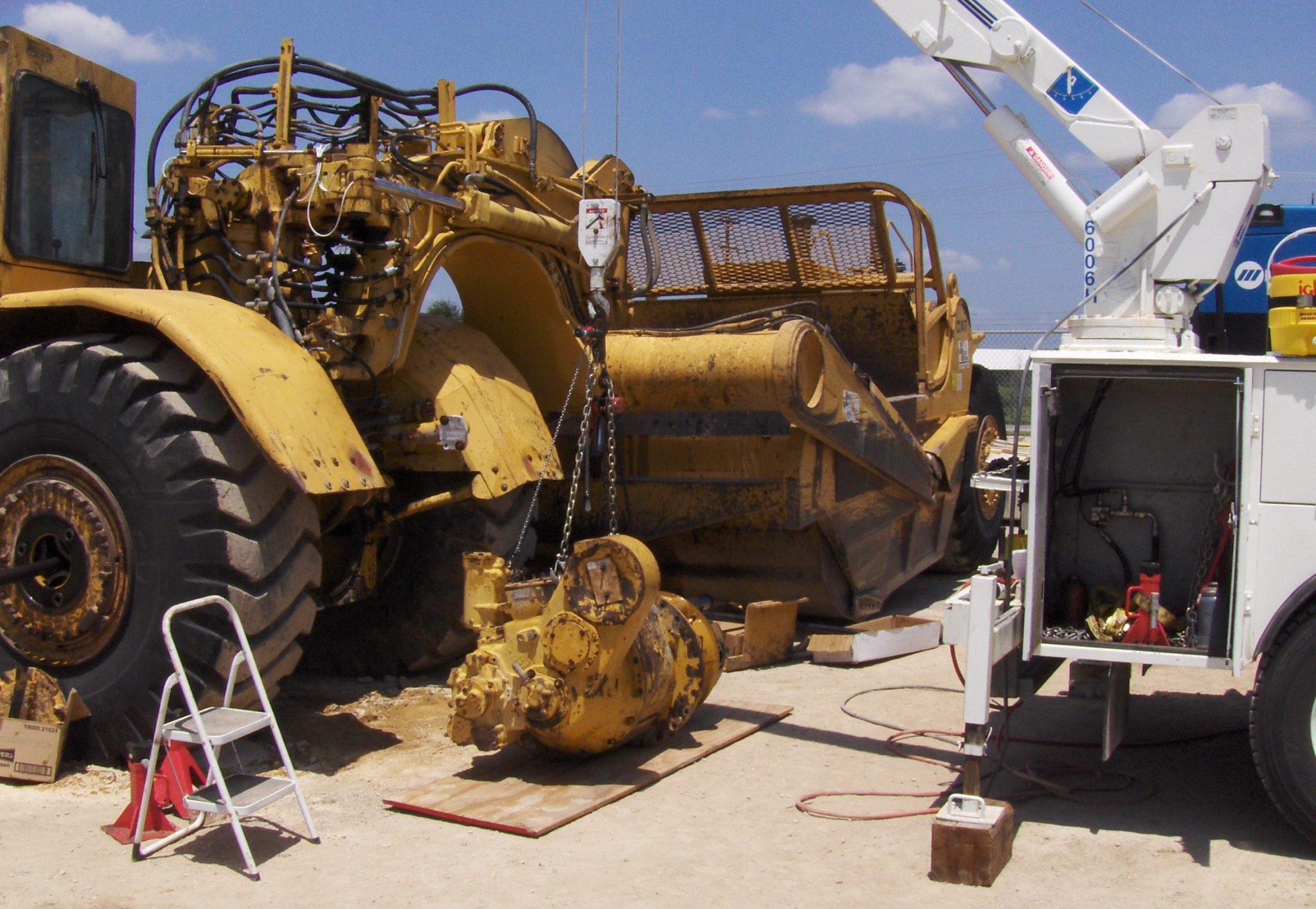 Transmission removal service truck crane heavy equipment San Antonio Texas A.L. Boeck and Co.